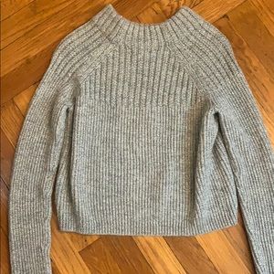 Banana Republic Cropped sweater